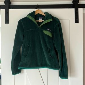 Patagonia women’s fleece pullover